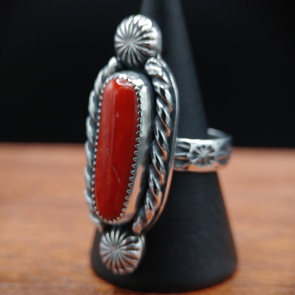 The Cardinal — right profile, black cone, sunburst concho + rope bezel alternate angle